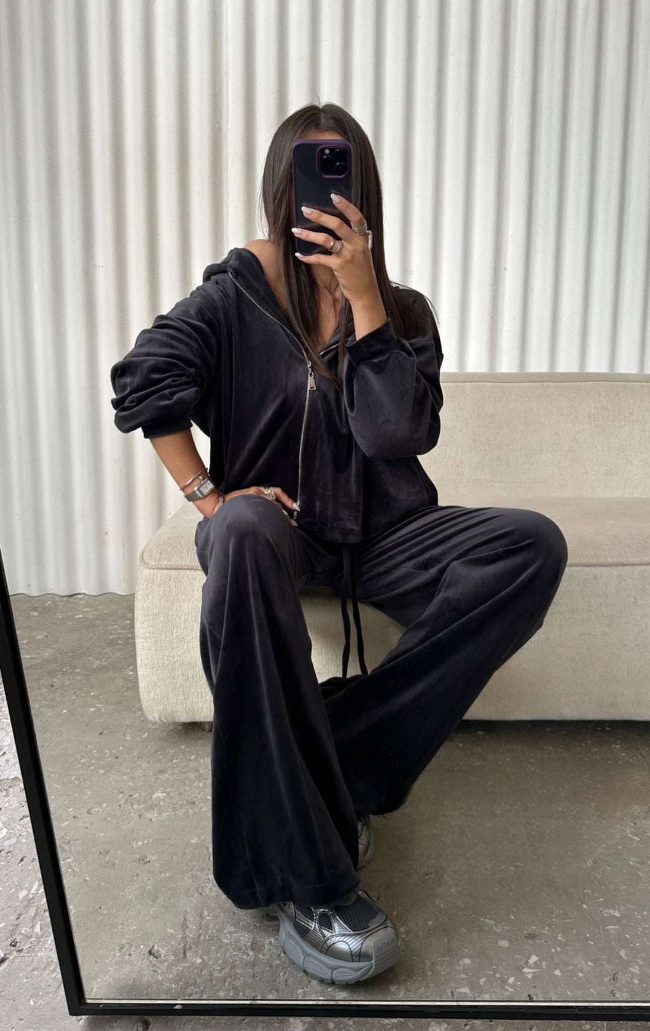 Super Soft Velvet Lounge Wear Set StyleAsh