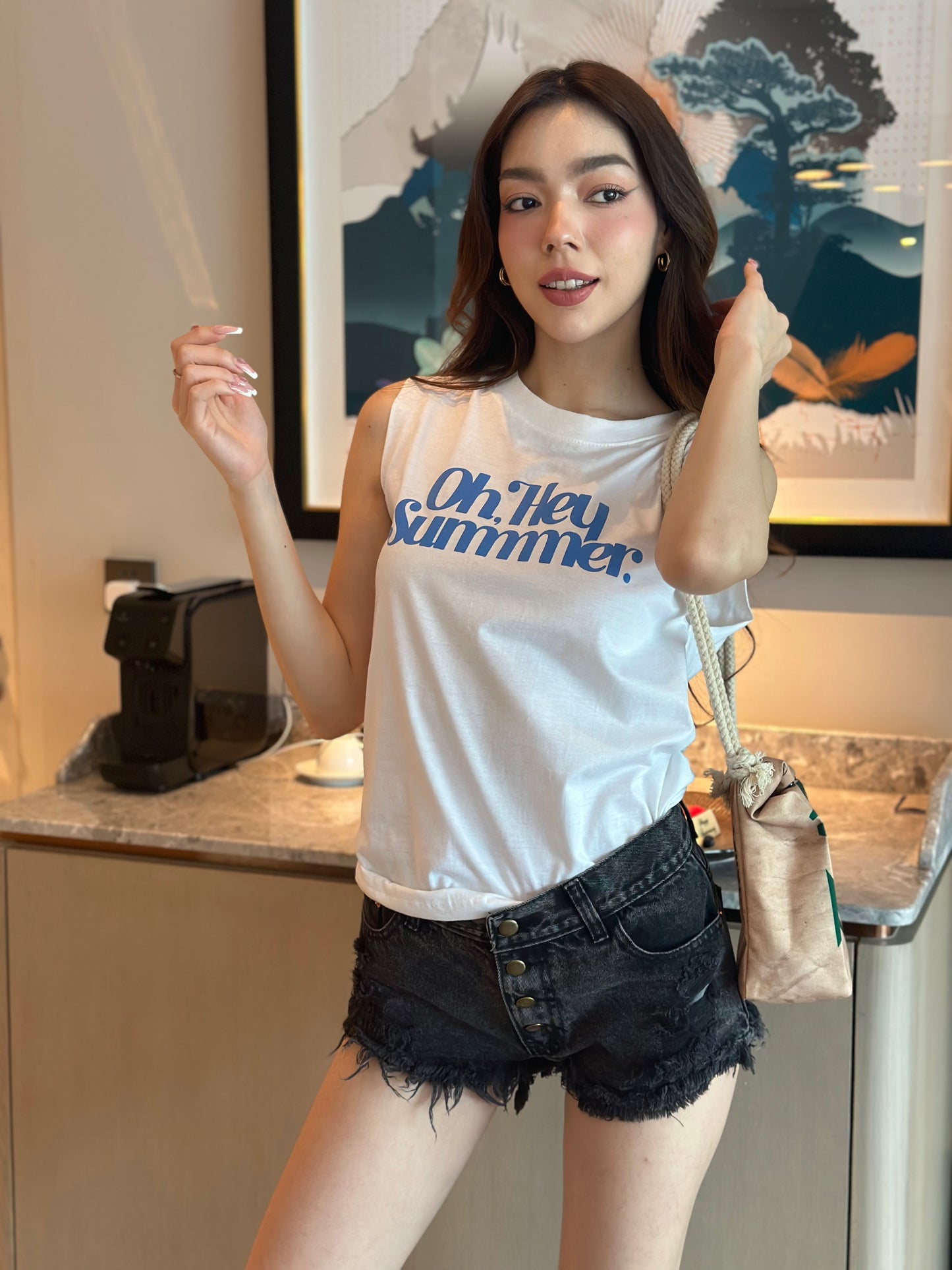 Oh Summer Sleeveless Tee With Low Waist Denim Hot Pants