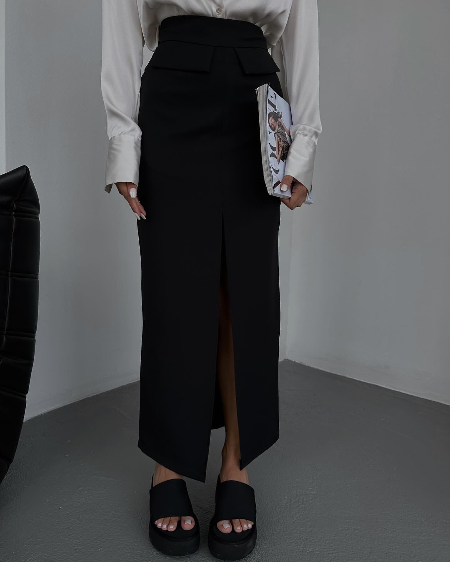 Corporate Front Slit Long Skirt