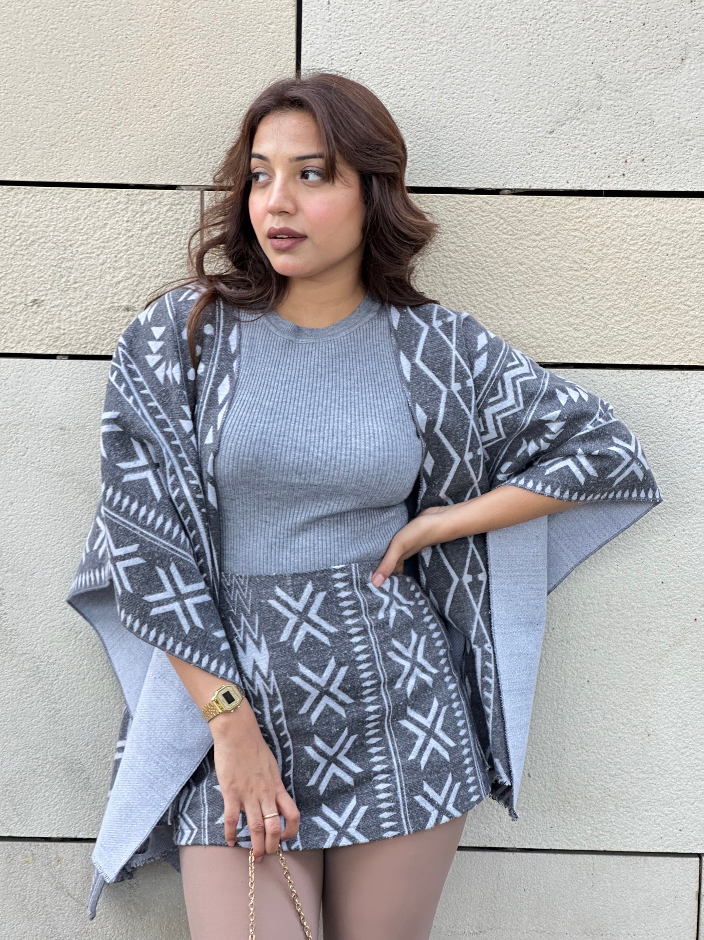 Gloomy Grey Shawl Co-ordinates